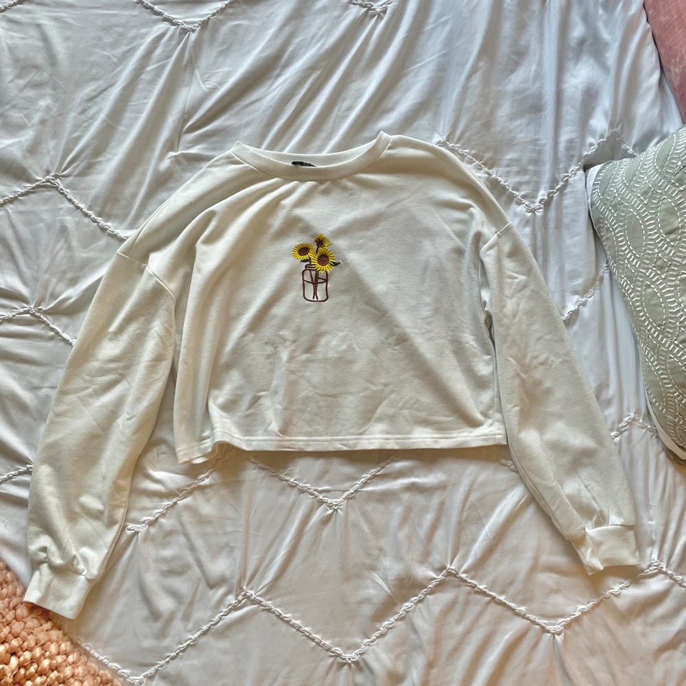 Flower sweater